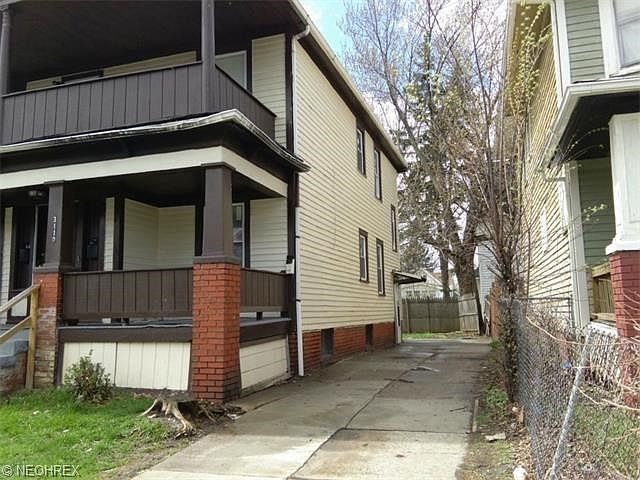 2nd image of 3110 E 99th St