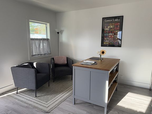5th image of 73 Seafood Ln