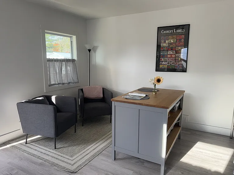 73 Seafood Ln — Photo 5