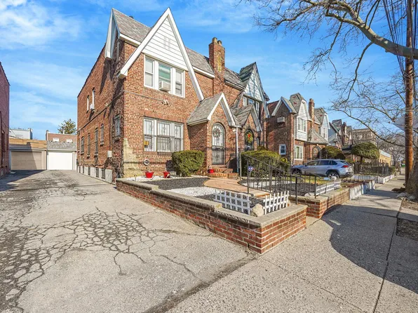 205-15 116th Avenue, Saint Albans, NY 11412