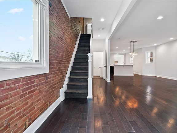 3rd image of 5822 Rippey St