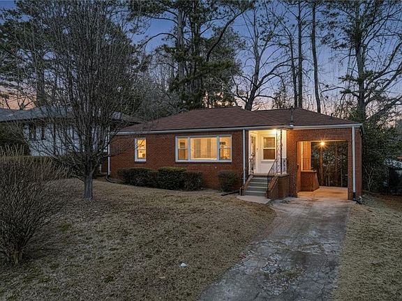 2nd image of 186 W Lake Dr NW