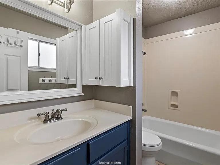 3906 Aspen St #E — Photo 13