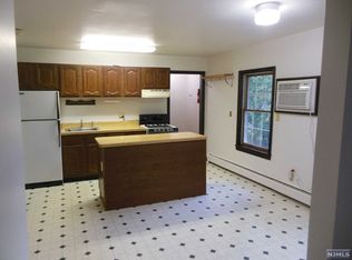 395 Prospect St FLOOR 2, Ridgewood, NJ 07450