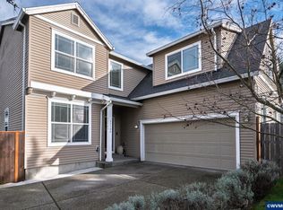 52144 SE 8th St, Scappoose, OR 97056