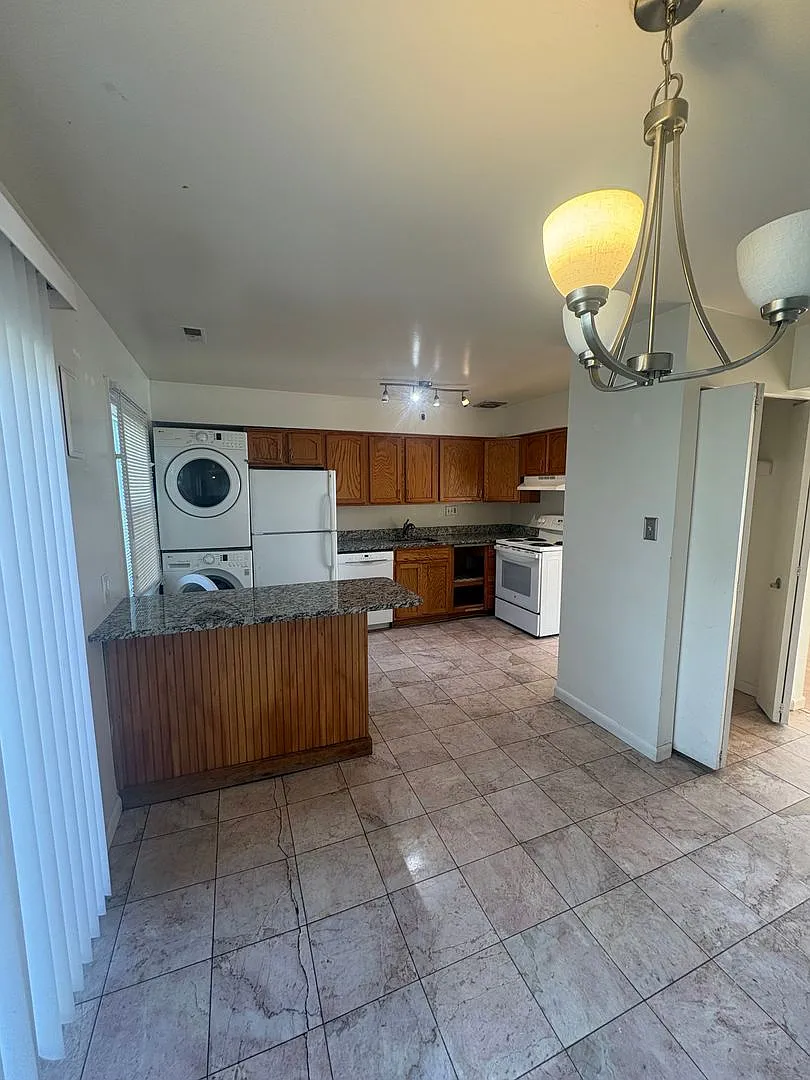 Walther Townhouses — Photo 3