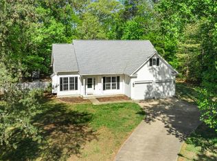 2492 N Independence Dr, Montross, VA 22520