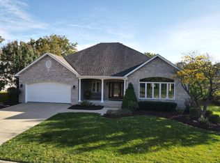 13089 Ravine Dr, Lemont, IL 60439