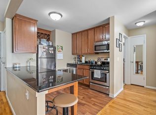 3332 Hennepin Ave, Minneapolis, MN 55408