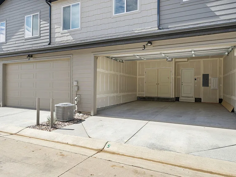 2838 Barnstormer St #3 — Photo 25