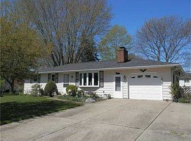 1st image of 7674 Lakewood Dr