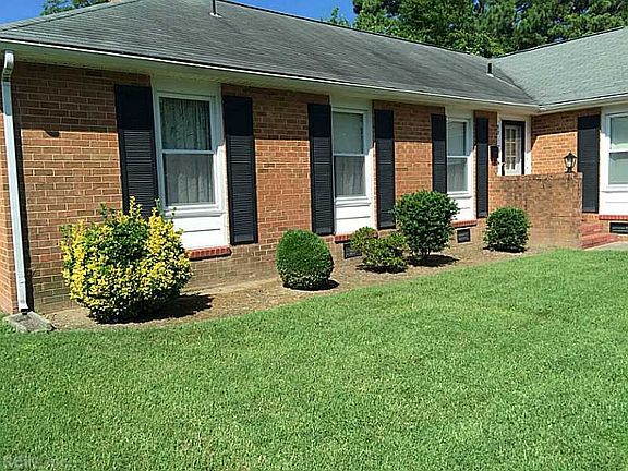 3rd image of 93 Brennhaven Dr