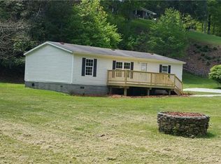 213 Justus Rd, Banner Elk, NC 28604