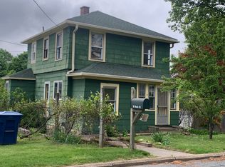 10 Back St, Waterford, CT 06385