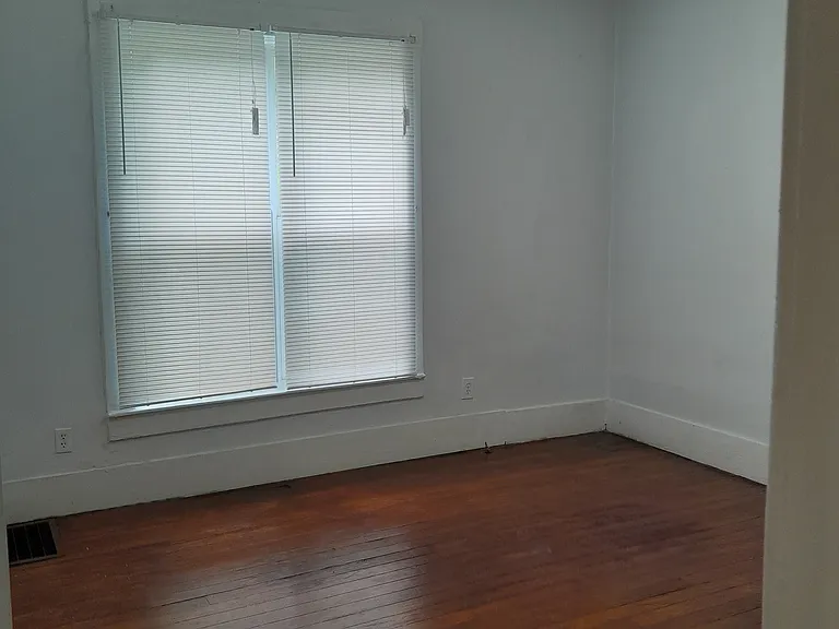 2428 Apartment #C — Photo 8