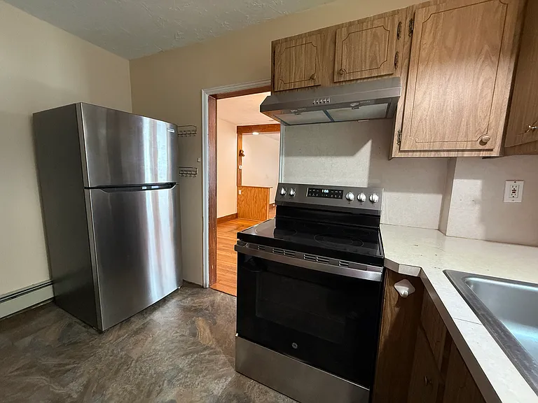 45 Walnut St #1 — Photo 9
