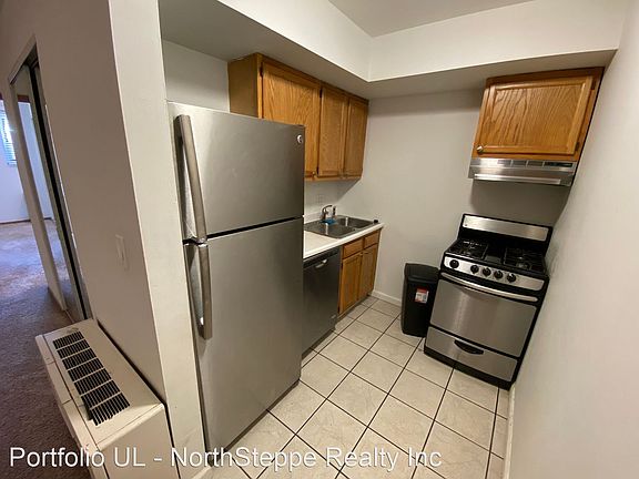 4th image of 34 Chittenden Ave #3986239
