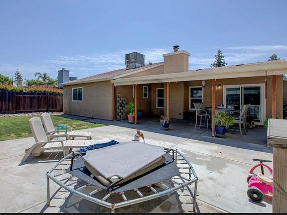 4th image of 2137 Laredo Ln