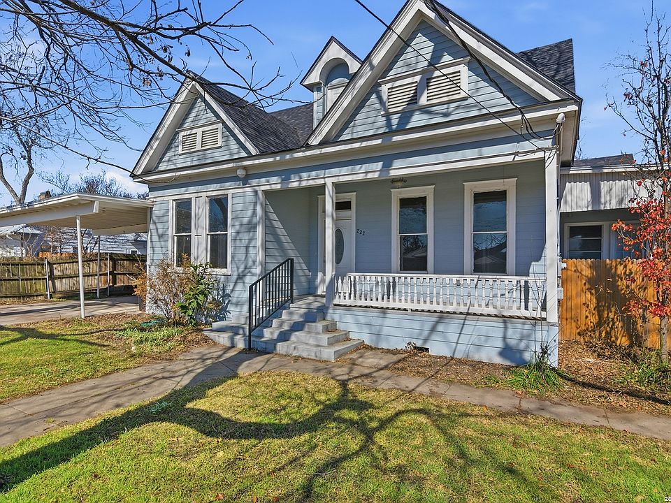 1st image of 222 E Cedar