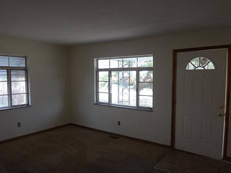 2nd image of 177 Collingwood Ave