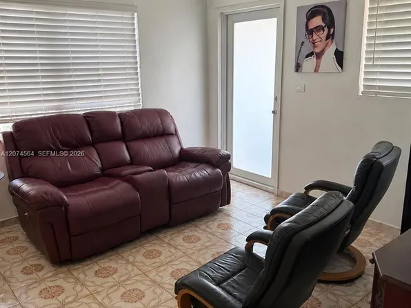 3010 NW 32nd St, Miami, FL 33142