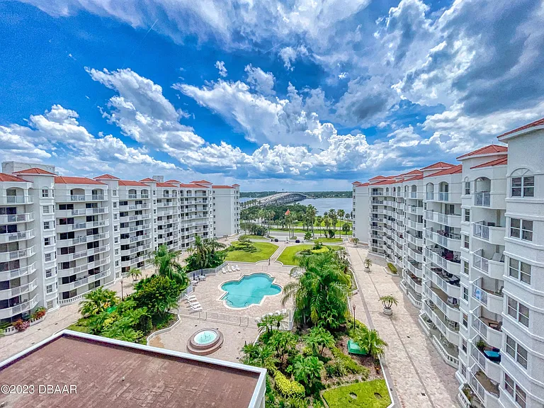 1 John Anderson Dr #Penthouse 7 — Photo 92