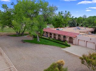 8805 Rio Grande Blvd NW, Los Ranchos De Albuquerque, NM 87114