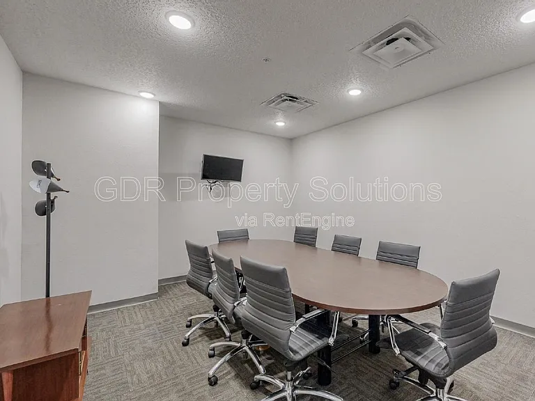 950 4th St NW #209 — Photo 34
