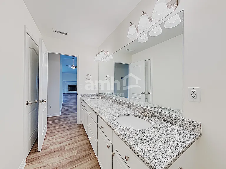 1710 Wright Meadow Ct — Photo 13