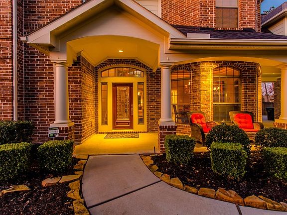 Charming front porch.