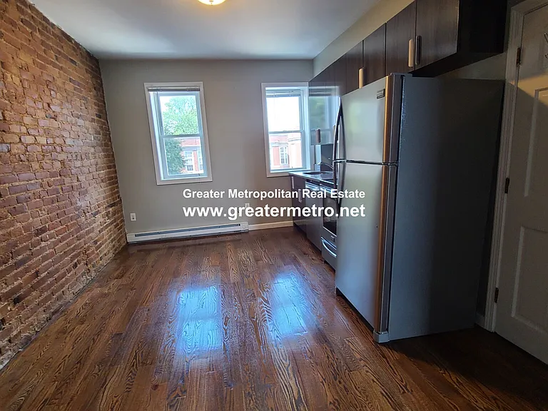 4 Michelangelo St #10 — Photo 6