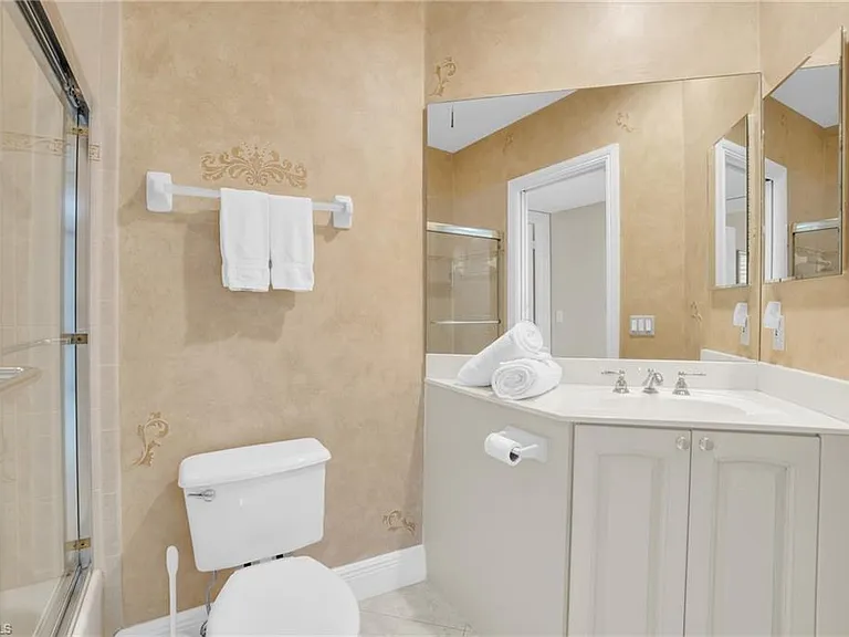 9006 Cascada Way #101 — Photo 20
