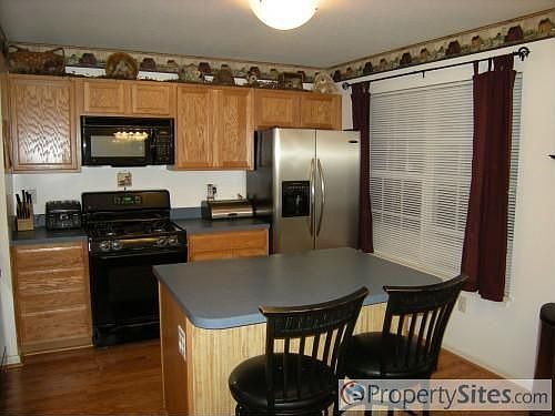 4th image of 332 Knollwood Rd