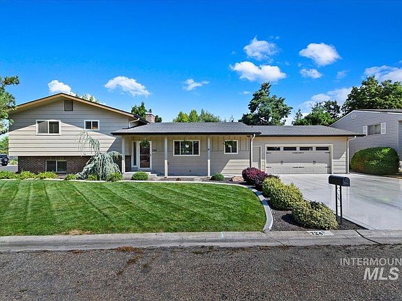2nd image of 724 Winther Blvd