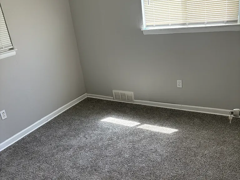 21622 Santa Clara Ave — Photo 9