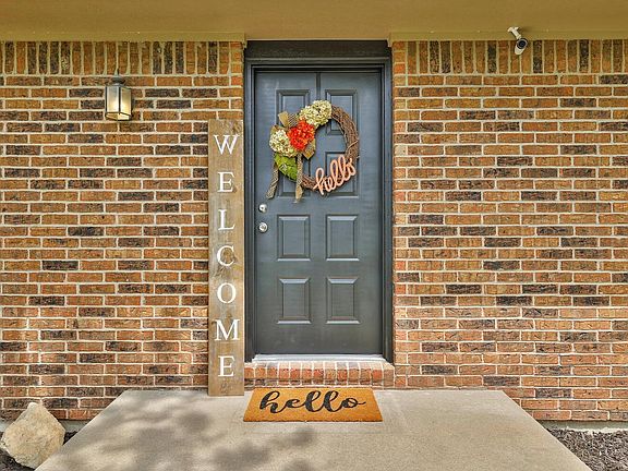 4th image of 1116 E Betsy Ross Dr
