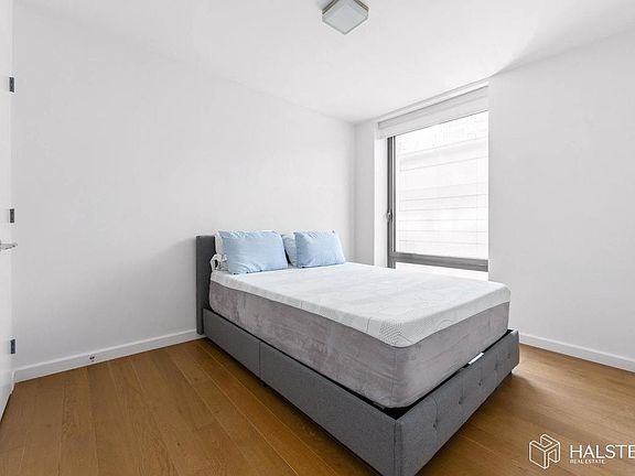 3rd image of 351 W 54th St APT 5A