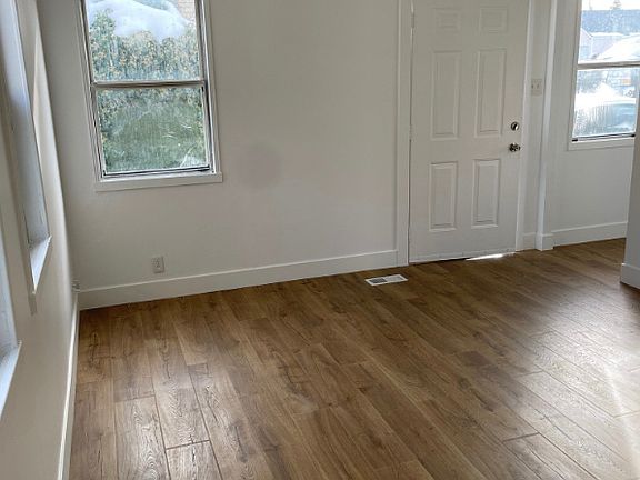 5th image of 230 N 2nd St