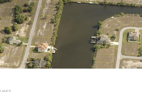 3rd image of 4014 NW 33rd Ln