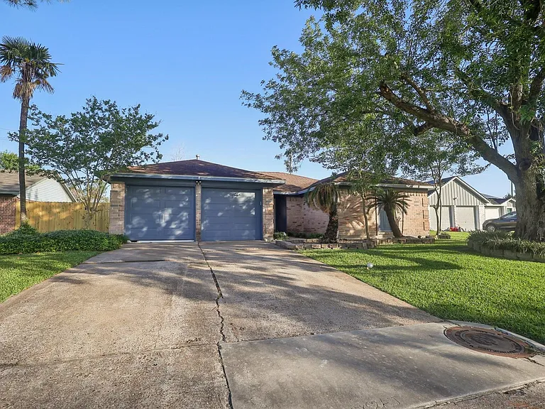 3212 Wavecrest St — Photo 3