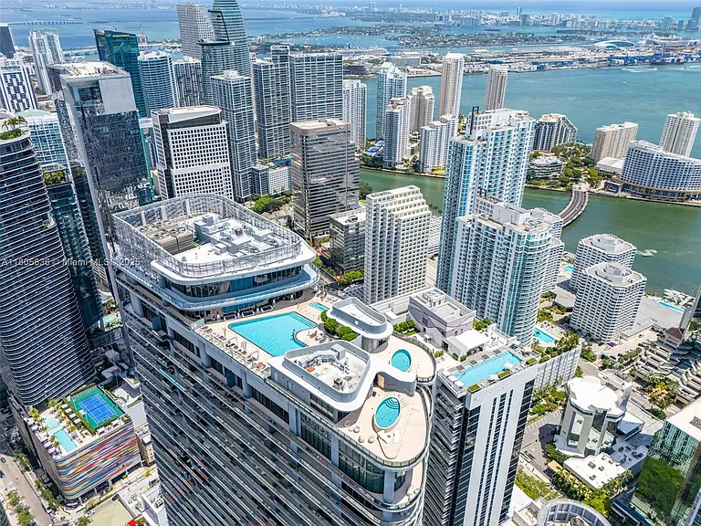 1000 Brickell Plz #2709 — Photo 46
