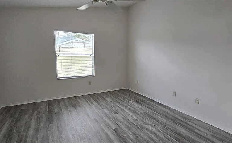 1009 Ridgeville Rd — Photo 12