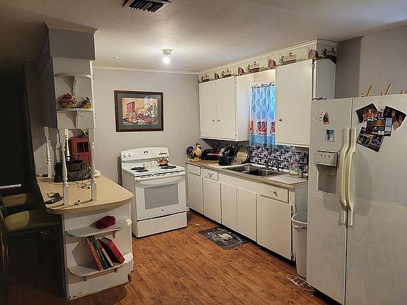 5th image of 304 S McDonald St