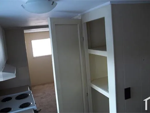 1505 Goodyear Ave #2 — Photo 9