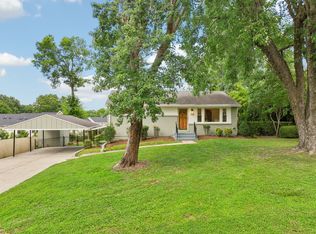 2802 Saint Edwards Dr, Nashville, TN 37211