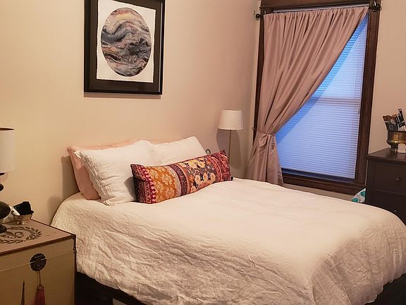 2nd image of 1761-1775 W Wilson Ave #1775-2E