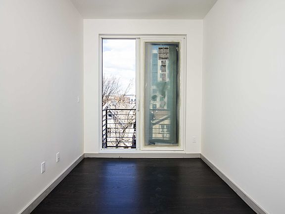 4th image of 225 Winthrop St #3B
