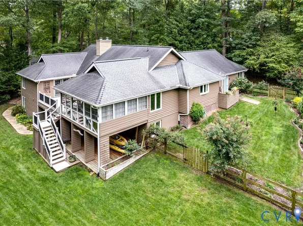 5704 Harbour Bluff Ter, Midlothian, VA 23112