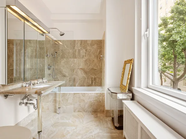 950 5th Avenue image 12 of 16