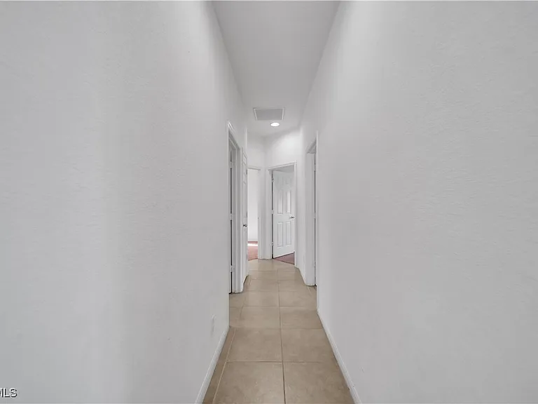 8125 Silver Birch Way — Photo 16